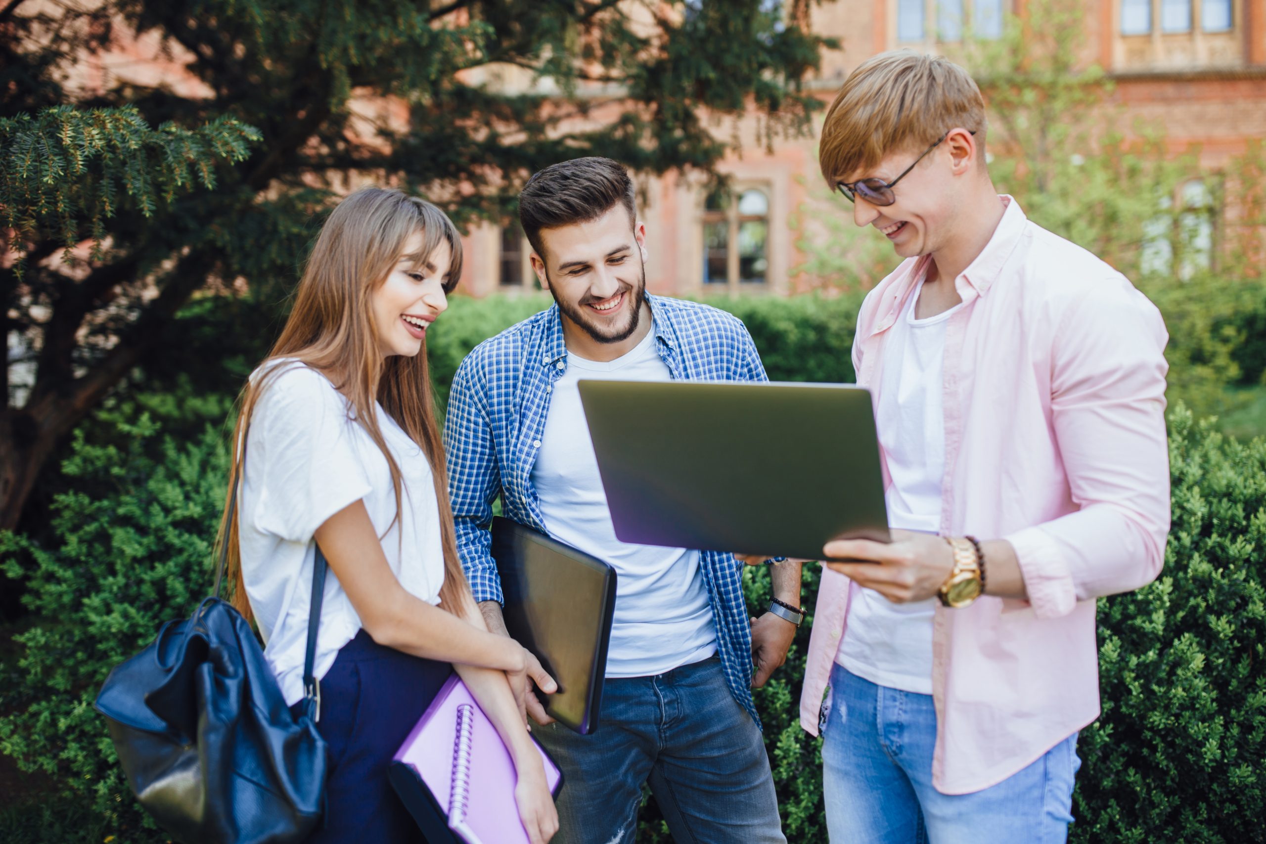 Alles Wichtige über Seminararbeiten und nützliche Beispiele